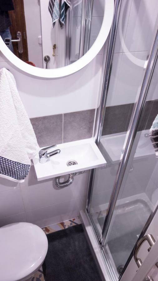 Cozy apartment in downtown Madryt Zewnętrze zdjęcie